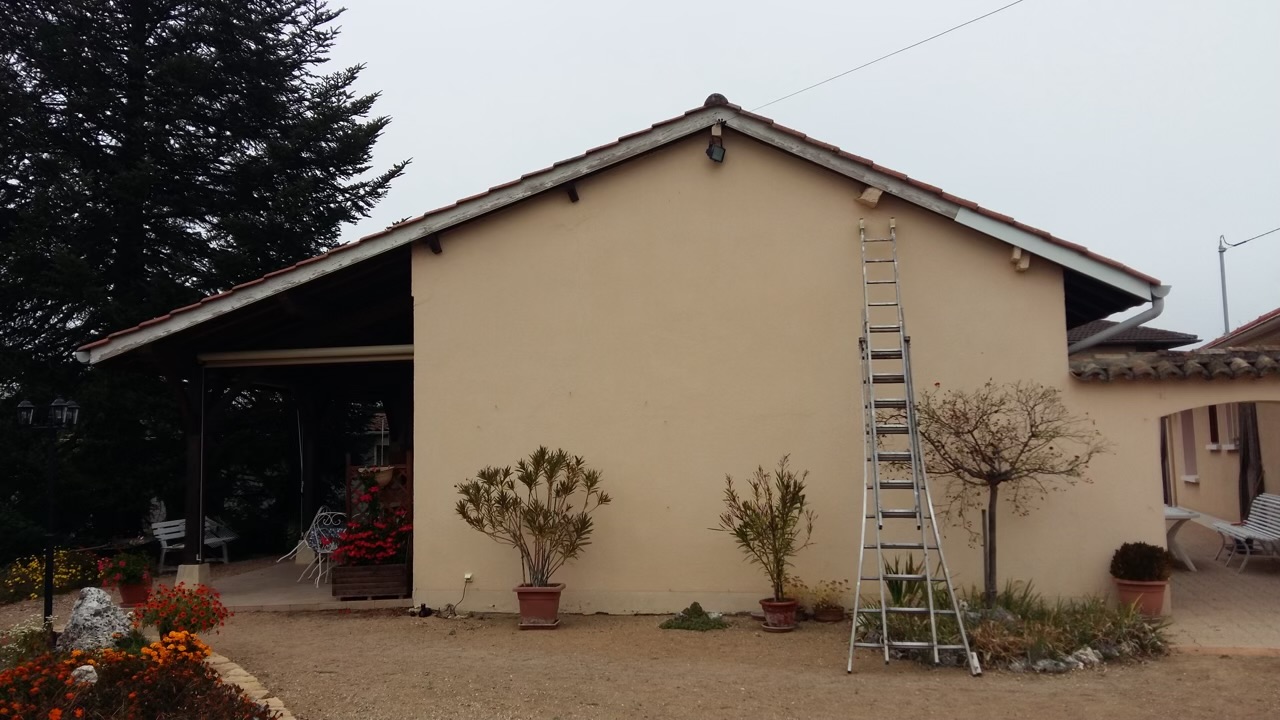 Renovation bandeau de rive louhans 71500 avant